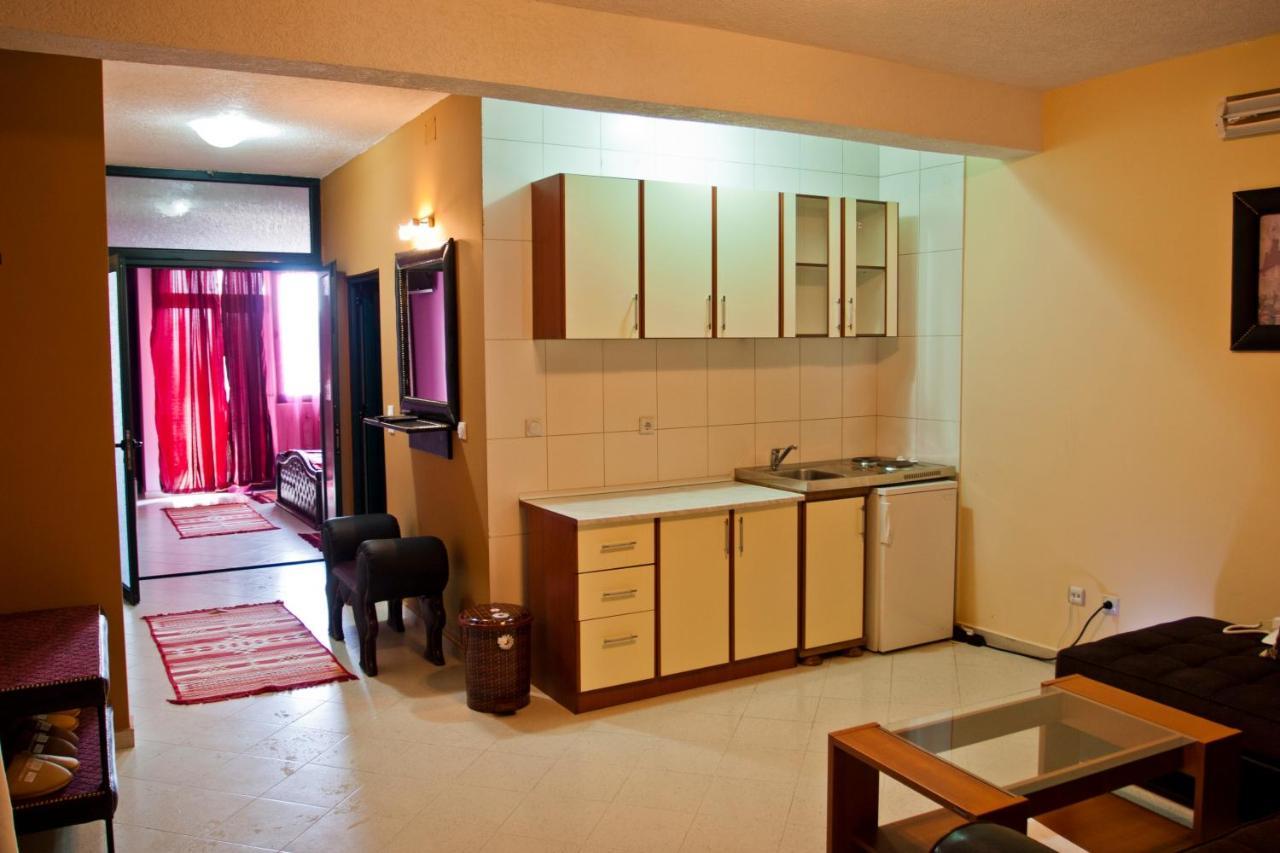 Apartmani Aida Ulcinj Exterior foto