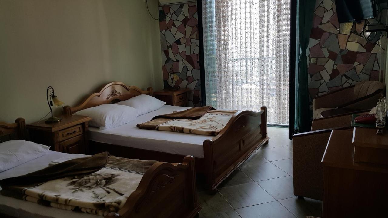 Apartmani Aida Ulcinj Exterior foto